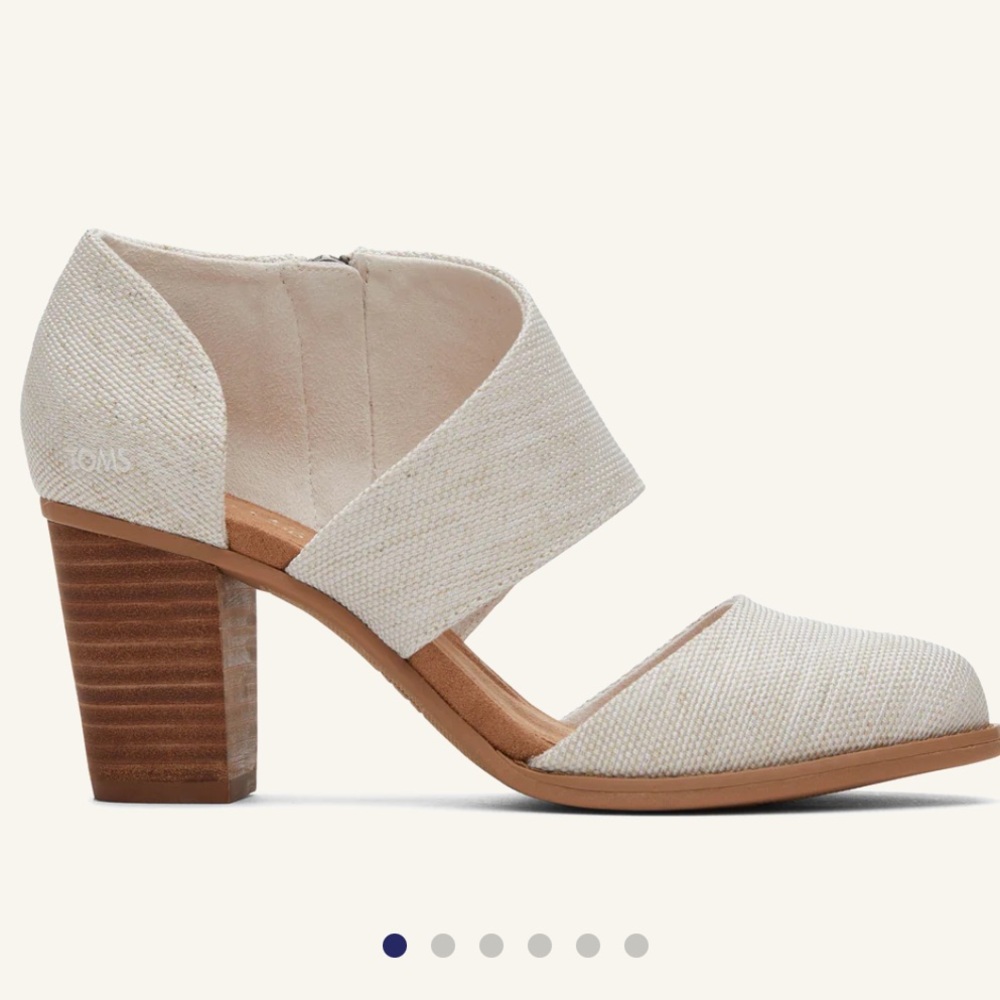 NWOT Toms Closed Toe Heels | Cream/ Natural | size 6.5